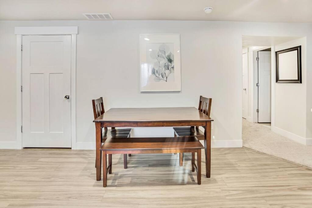 New Furnished 2Bd Apt! Great For Long Stays Vineyard Экстерьер фото